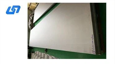 एयरोस्पेस के लिए Ti-6.5Al-1Mo-1V-2Zr BT20 टाइटेनियम मिश्र धातु प्लेट